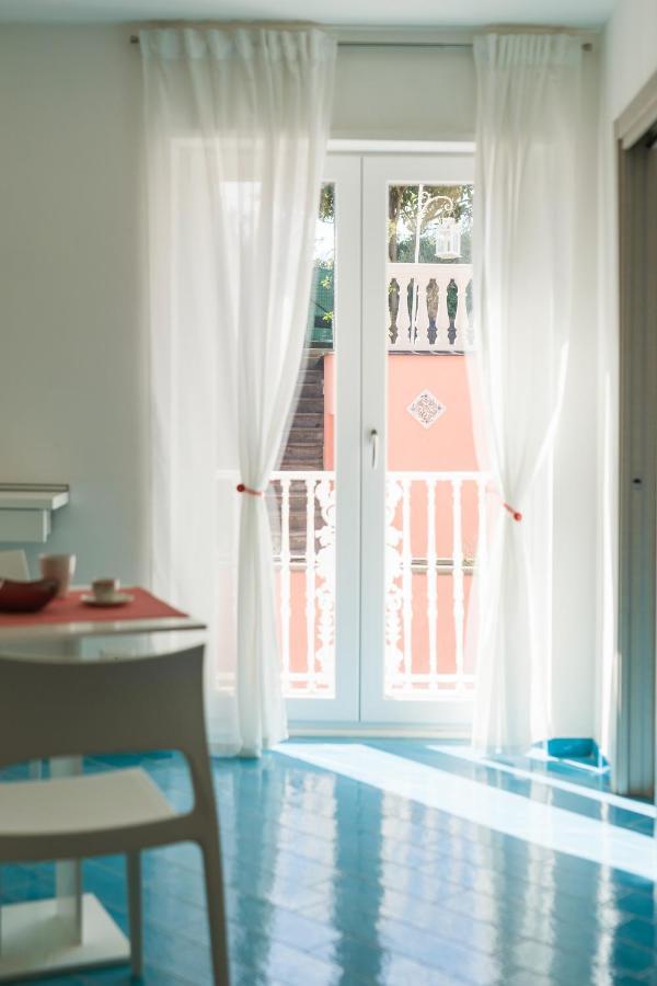 פרוסידה Il Corallo Residence מראה חיצוני תמונה