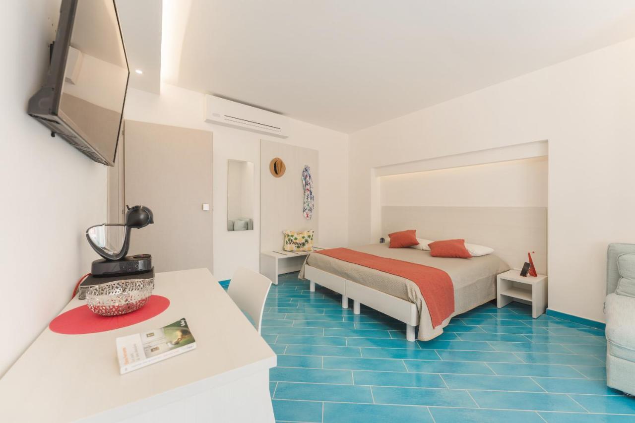 פרוסידה Il Corallo Residence מראה חיצוני תמונה