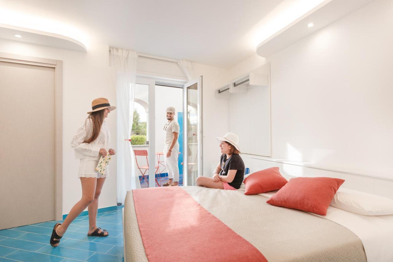 פרוסידה Il Corallo Residence מראה חיצוני תמונה